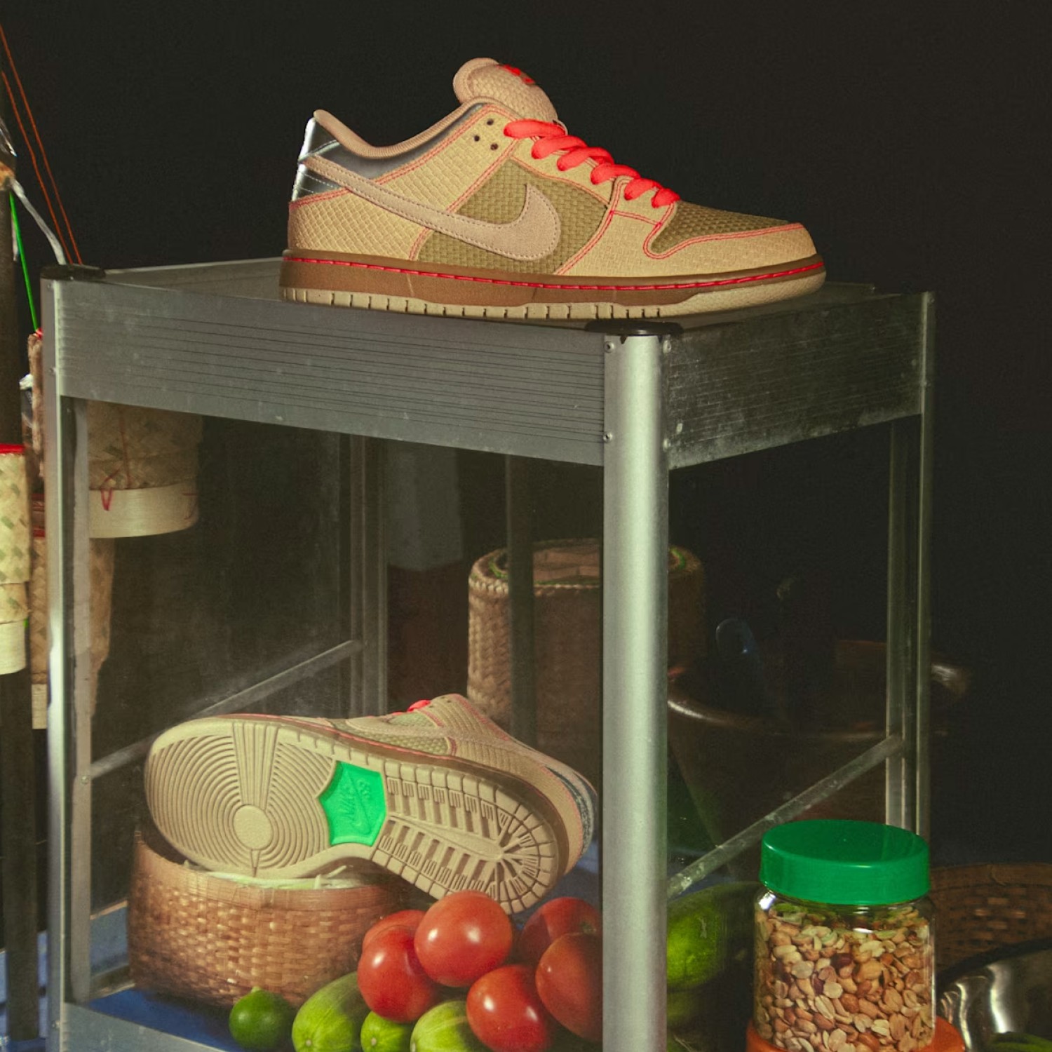 Nike SB Dunk Low Pro Som Tum