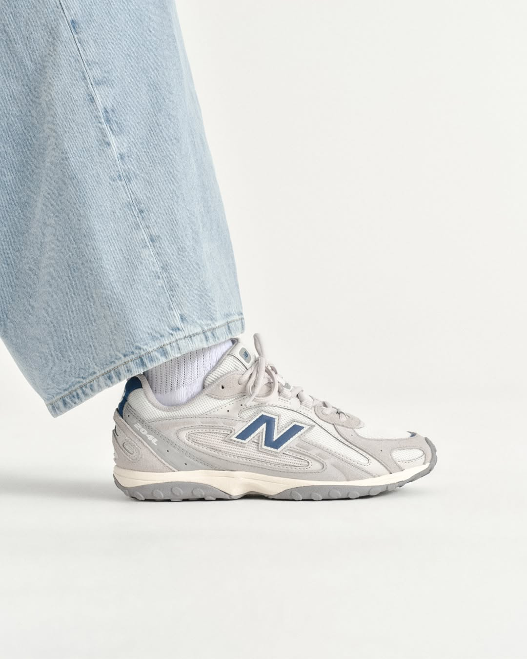 New Balance 204L Celeste